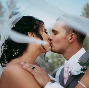 Meet your Posher, Joel